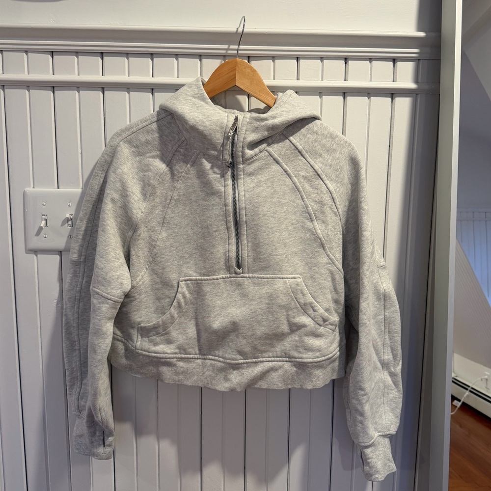 Lululemon Scuba
